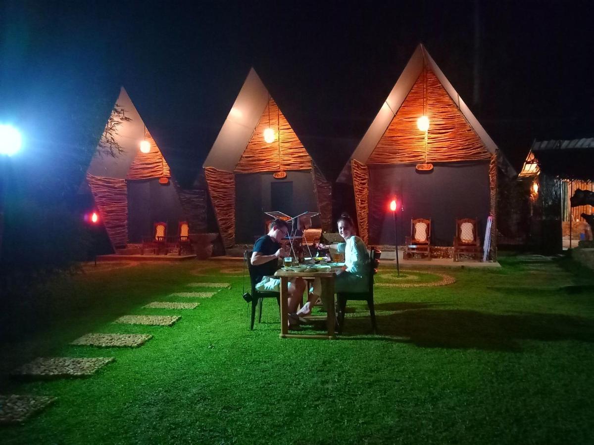 Atha Safari Resort & Riverside Camping 우다왈라웨 외부 사진
