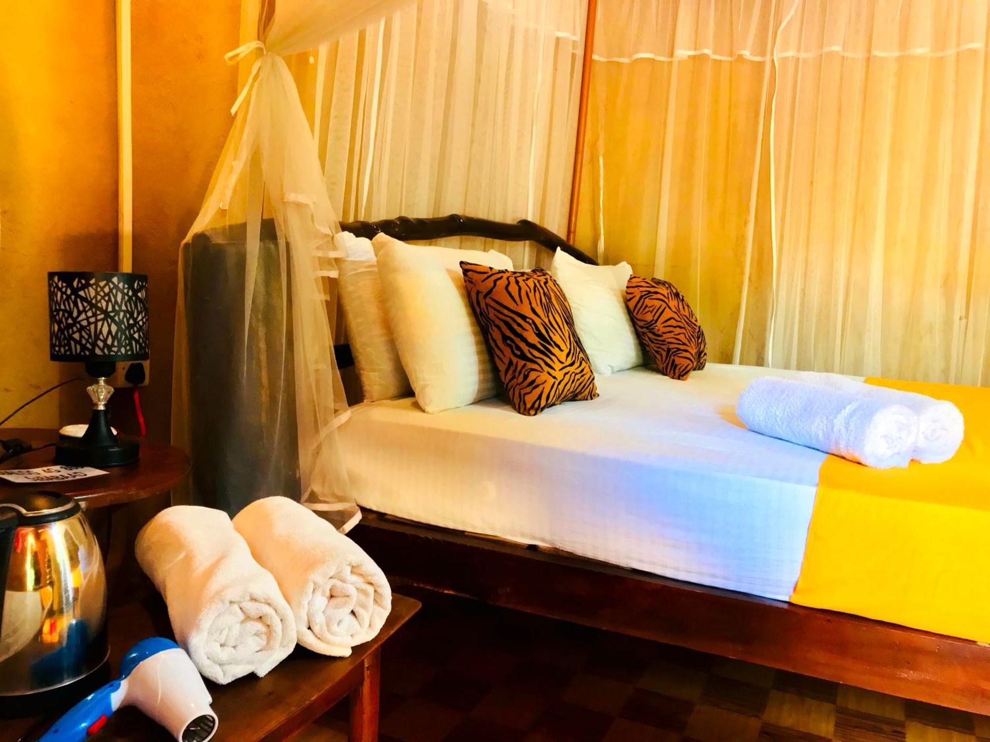 Atha Safari Resort & Riverside Camping 우다왈라웨 외부 사진