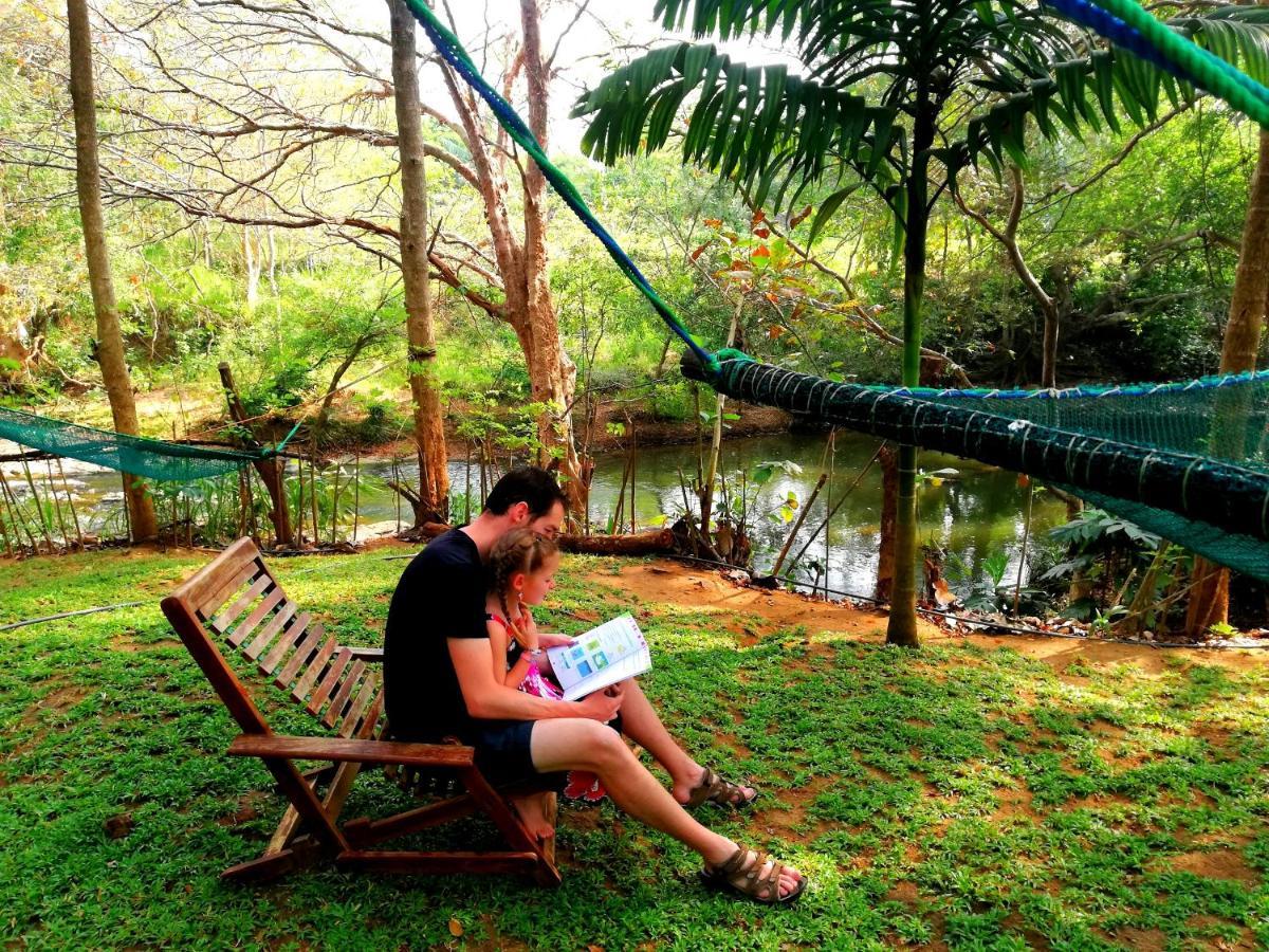 Atha Safari Resort & Riverside Camping 우다왈라웨 외부 사진